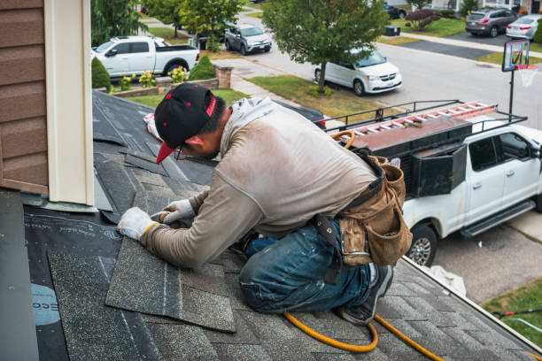 Professional Roofing technician working in Stockbridge, WI